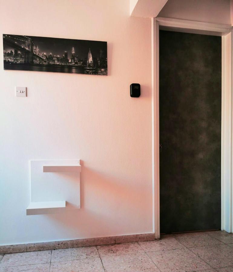 Eleana Apartments アヤナパ エクステリア 写真