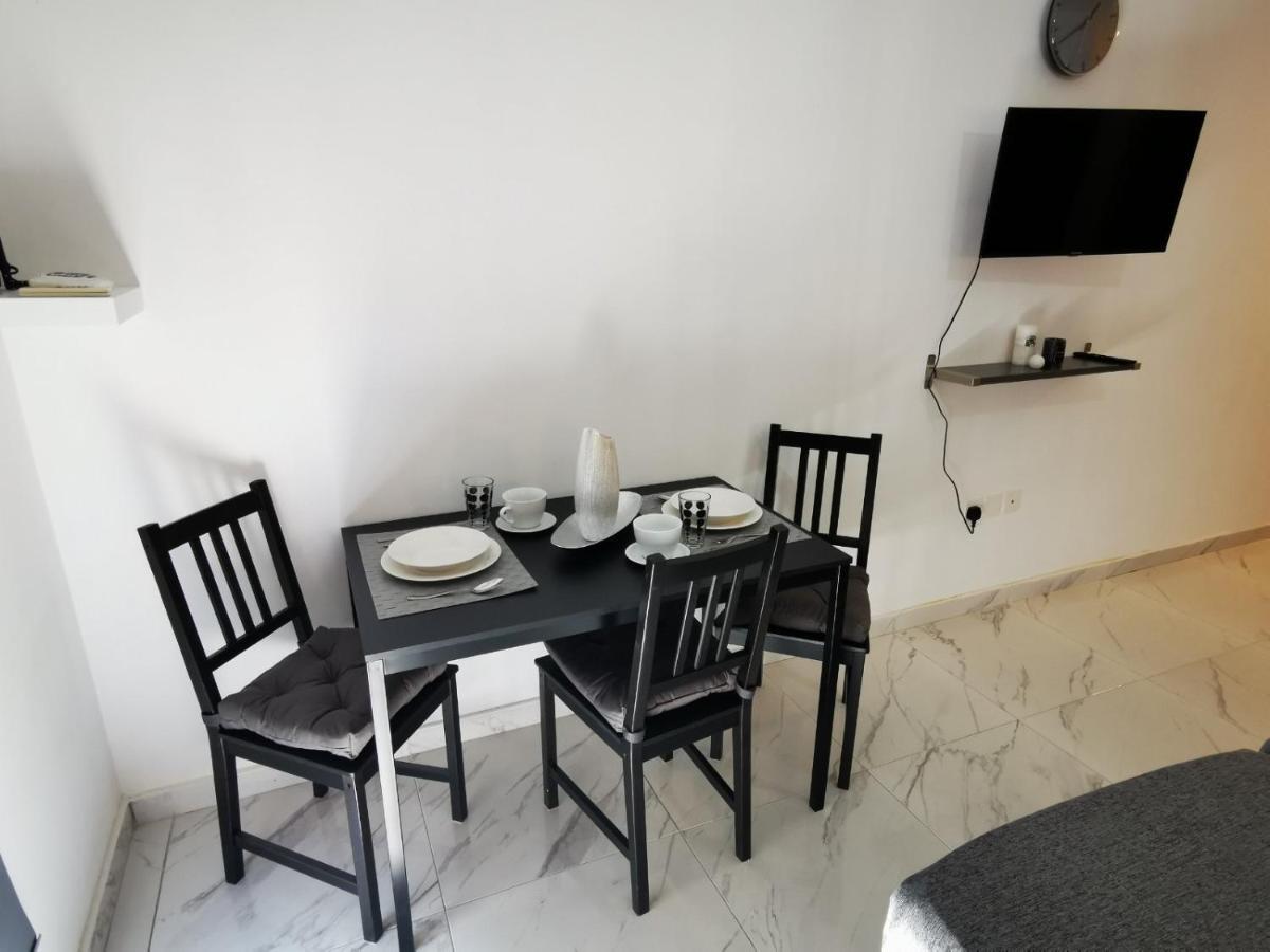 Eleana Apartments アヤナパ エクステリア 写真